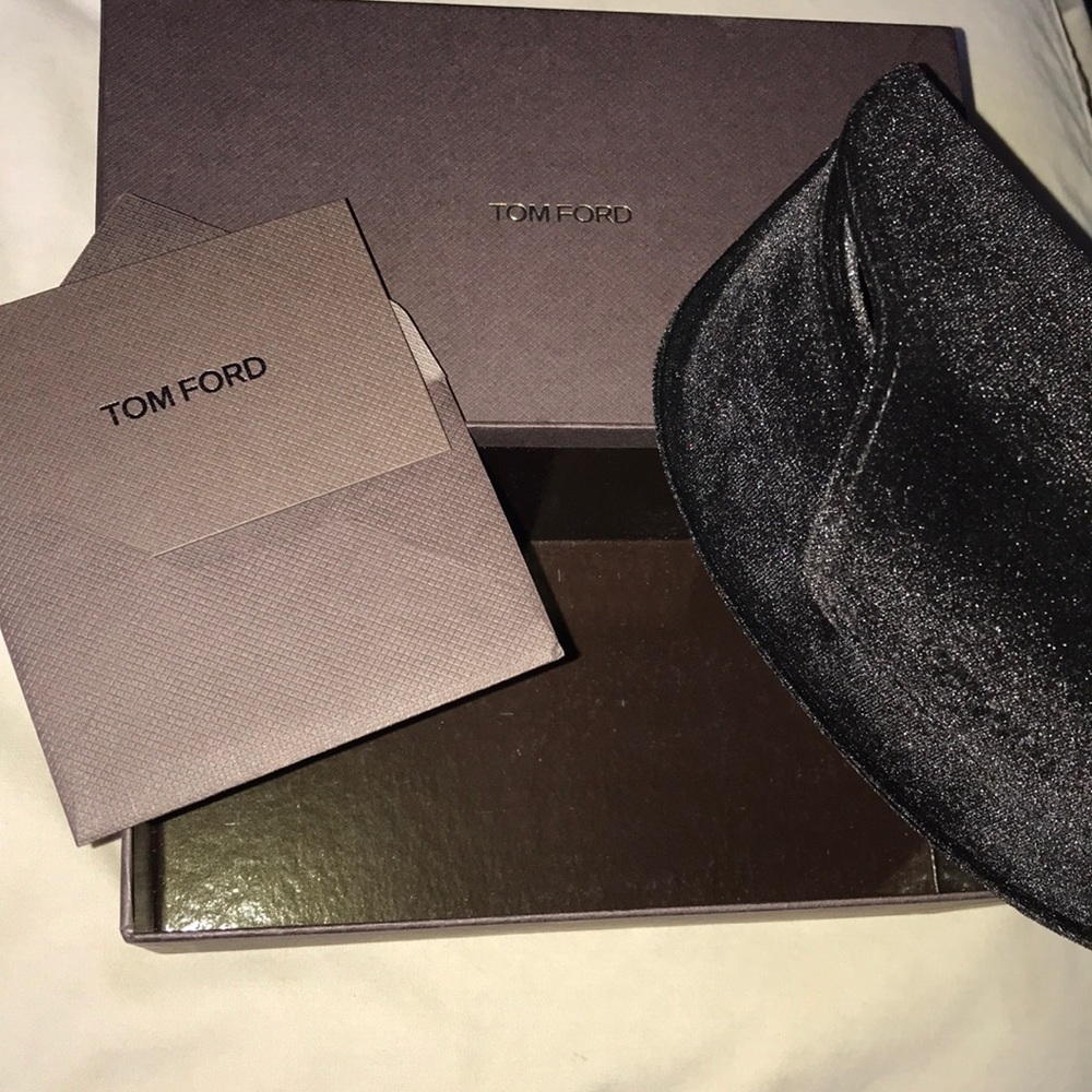 Case Cloth Storage Box-All reasonable offers💯